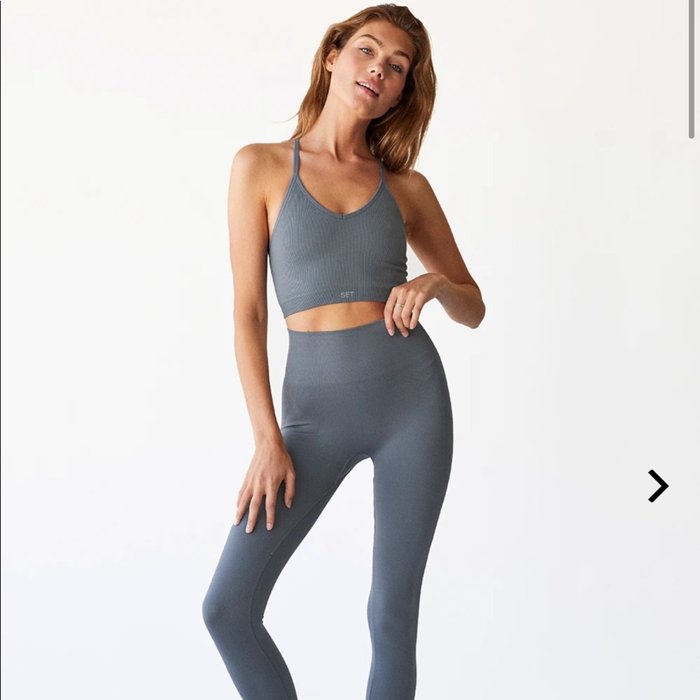 NWT Set Active - matching workout set in SLATE (M)
